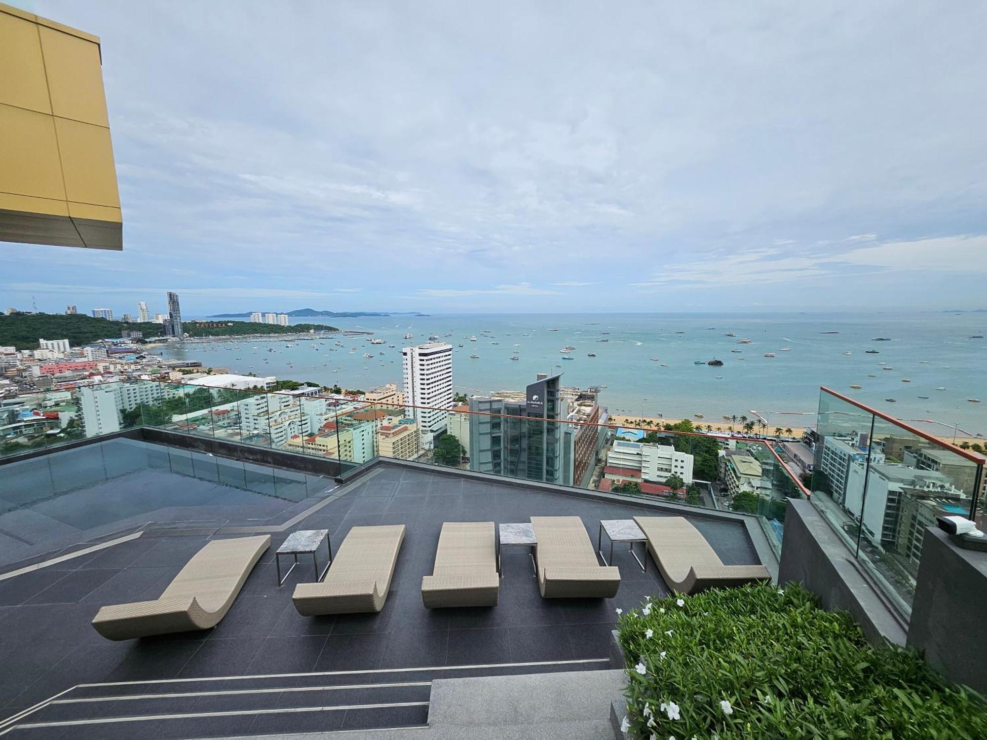 The Edge Pattaya, *